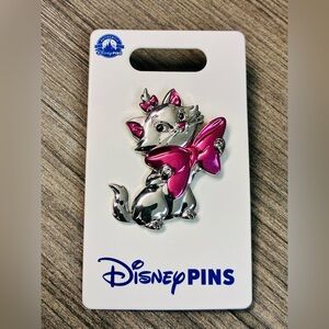 Disney Parks 3D Marie from the Aristocats Pin